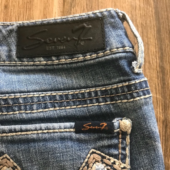 Seven7 Light washed Skinny Jeans - Picture 4 of 4